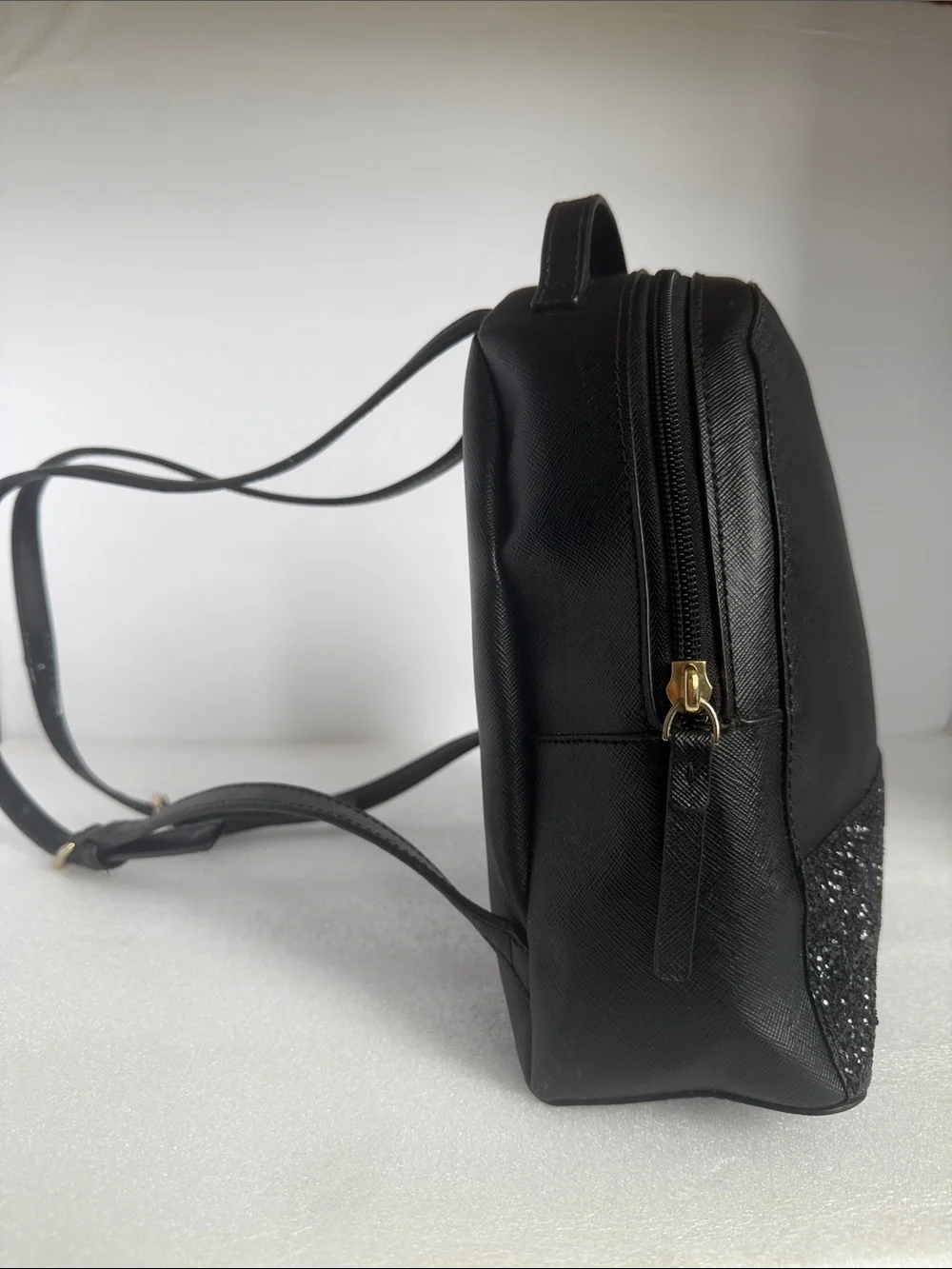 KATE SPADE Greta Court Sammi Black Glitter Small Backpack